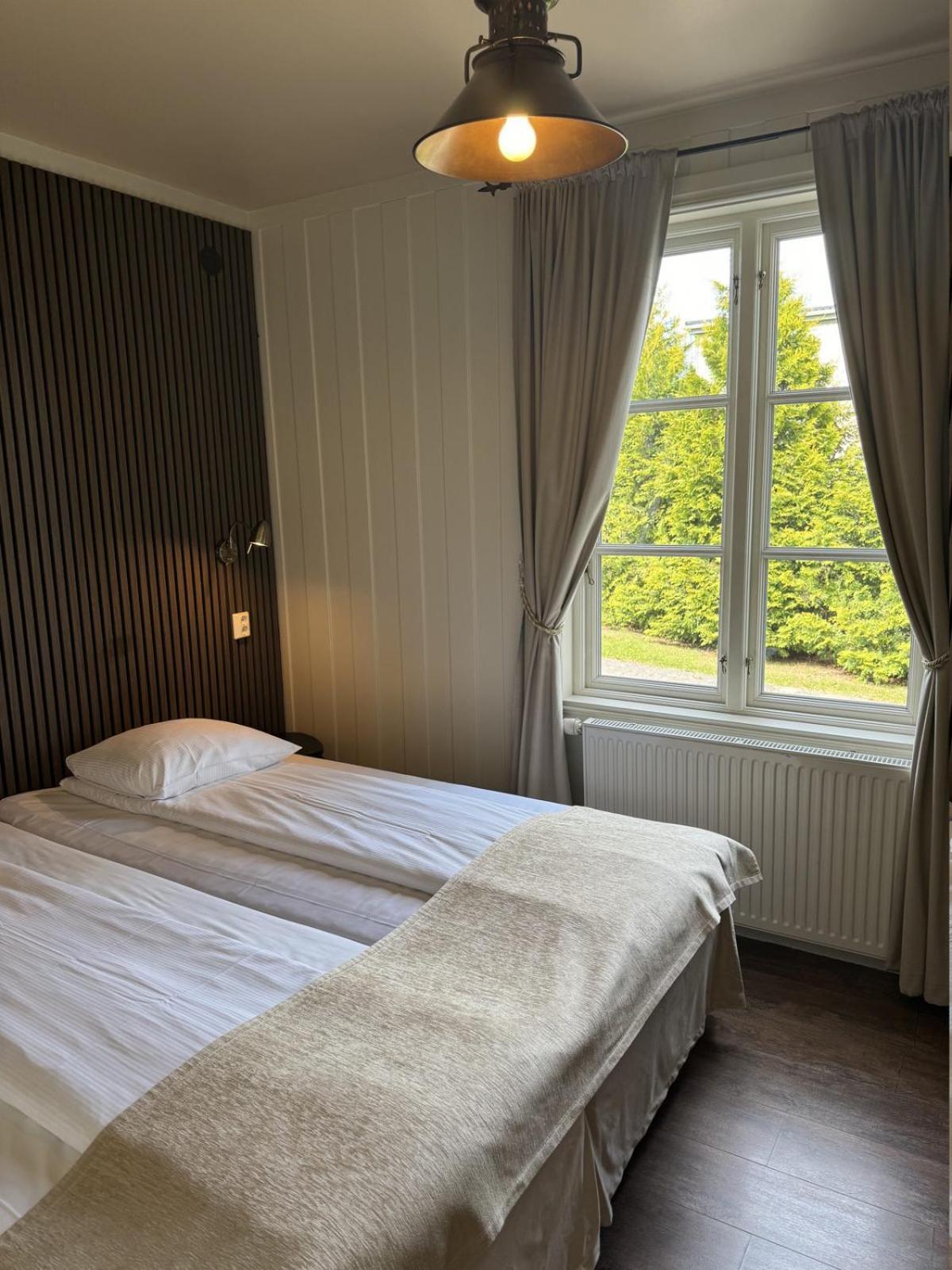 Hotel Tanum Gestgifveri 타넘셰드 외부 사진